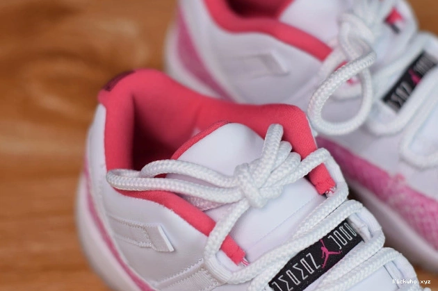 Air 11 AH7860-106 Jordan Pink Snakeskin WMNS Low 0820
